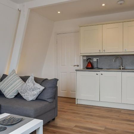 Coast Apartment Whitby Bagian luar foto